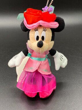 Tokyo Disneyland Minnie Mouse Key Chain Plush Doll Easter Wonderland 2010 NWT
